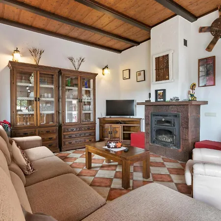 Classy In With Private Swimming Pool Villa