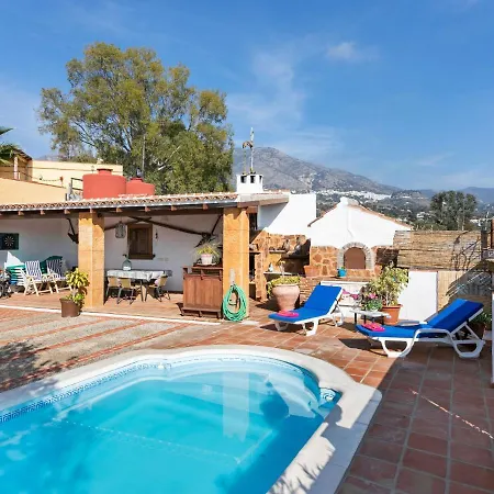 Classy In With Private Swimming Pool Villa